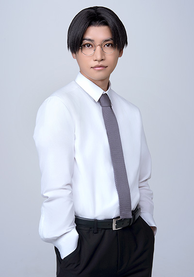 日比谷線 役　登野城佑真