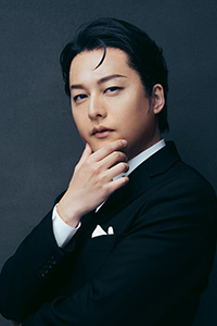 マイクロフト・ホームズ：伊藤裕一