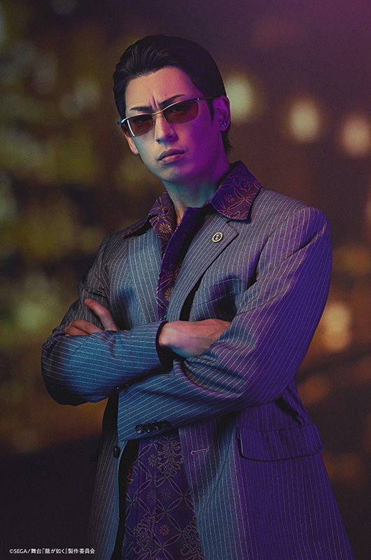 東 徹 役 塩田康平